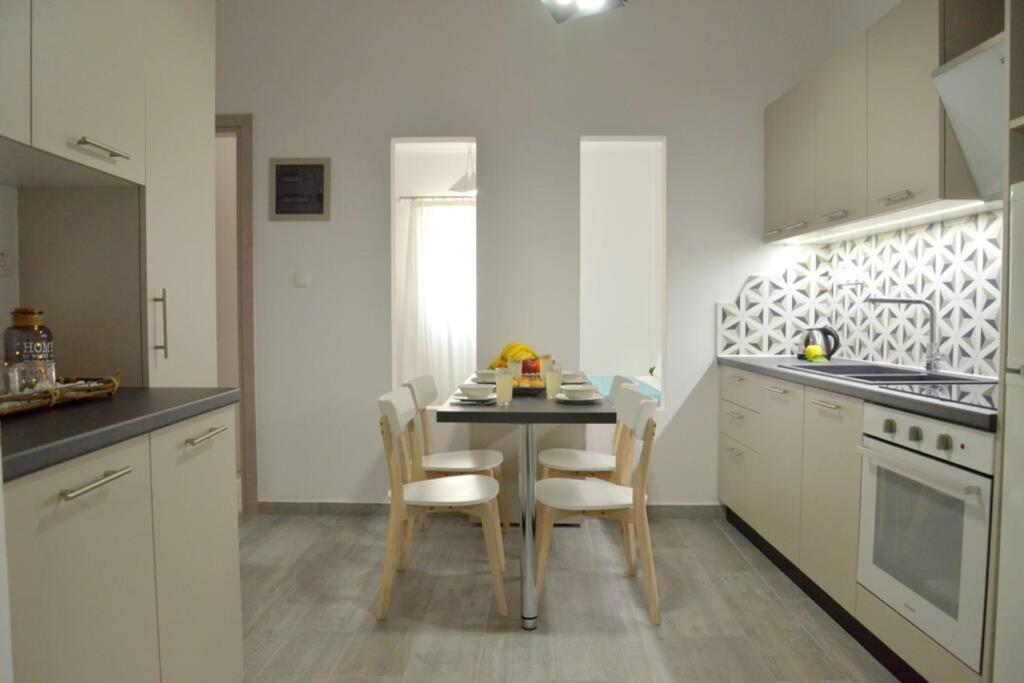 Alisahni Apartment Adamantas  Ngoại thất bức ảnh
